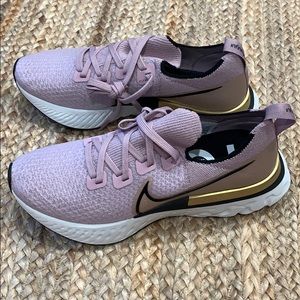 Nike React Infinity Run Flyknit Running Shoe